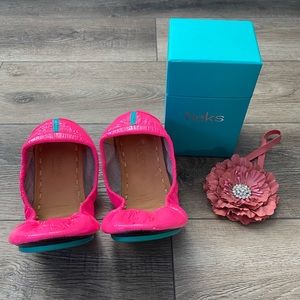 Pop Pink tieks